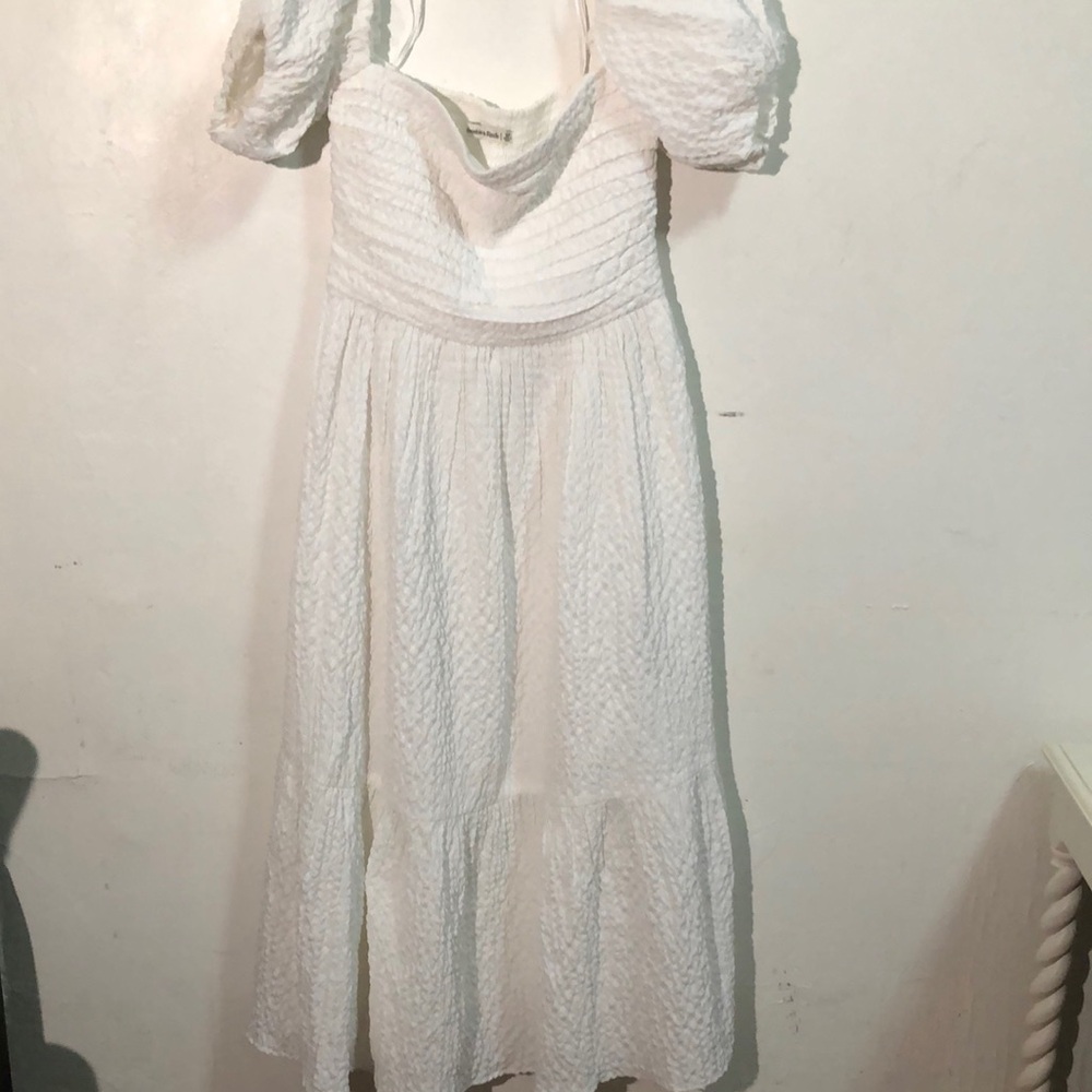 Abercrombie size S White Midi Dress